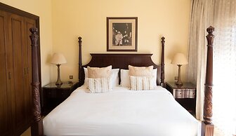 Fairmont Mount Kenya Safari