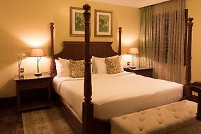 Fairmont Mount Kenya Safari