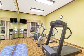 Hawthorn Extended Stay by Wyndham Corpus Christi Padre Is