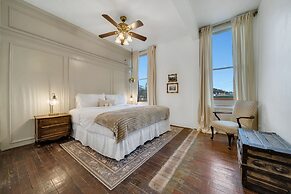 The Historic Grand Canyon Hotel