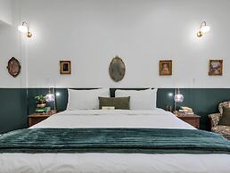 The Historic Grand Canyon Hotel