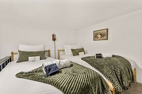 The Historic Grand Canyon Hotel