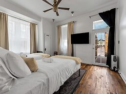 The Historic Grand Canyon Hotel