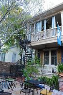 Stay Fairfield - Fairfield Place and Fairfield Manor Bed & Breakfast