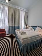 Aussen Alster Hotel