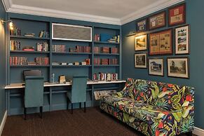 Protea Hotel by Marriott Franschhoek