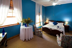 Mountain Manor Guest House & Executive Suites