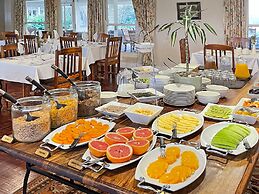 Zuurberg Mountain Village