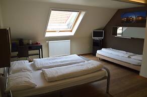 St Christopher's Inn Bauhaus Budget Hotel - Hostel