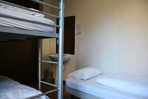 St Christopher's Inn Bauhaus Budget Hotel - Hostel