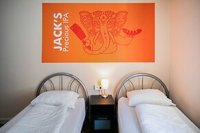 St Christopher's Inn Bauhaus Budget Hotel - Hostel