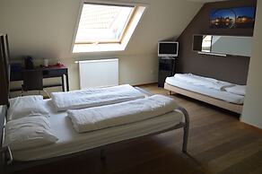 St Christopher's Inn Bauhaus Budget Hotel - Hostel