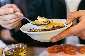 St Christopher's Inn Bauhaus Budget Hotel - Hostel