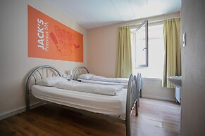 St Christopher's Inn Bauhaus Budget Hotel - Hostel