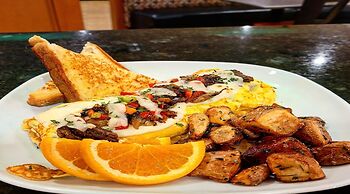 Holiday Inn Hotel & Suites Williamsburg-Historic Gateway by IHG