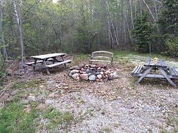 Isleview Motel and Cottages