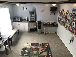 Isleview Motel and Cottages