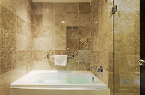 Crowne Plaza Villahermosa by IHG