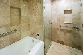 Crowne Plaza Villahermosa by IHG