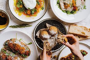 Sheraton Poznan Hotel