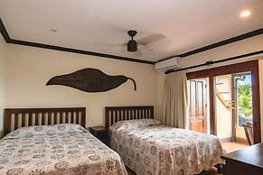 Hotel Club Del Mar