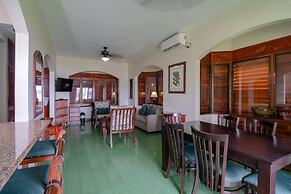 Hotel Club Del Mar