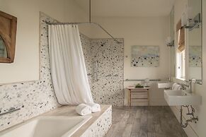 Sage Hill Inn & Spa