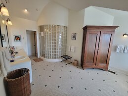 Sage Hill Inn & Spa