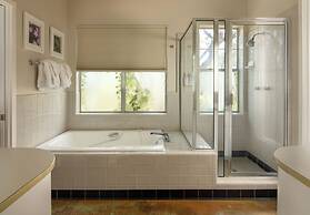 Sage Hill Inn & Spa
