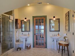 Sage Hill Inn & Spa