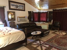 Echo Canyon Spa Resort (Adults Only)