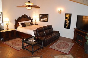 Echo Canyon Spa Resort (Adults Only)