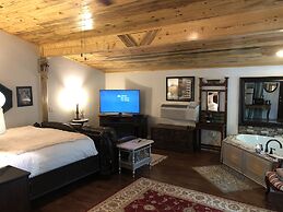 Echo Canyon Spa Resort (Adults Only)