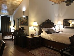 Echo Canyon Spa Resort (Adults Only)