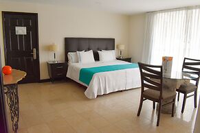 Country Hotel and Suites