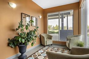 SureStay Plus Hotel by Best Western Lethbridge