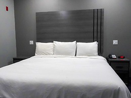 Americas Best Value Inn & Suites Bush Intl Airport