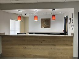 Comfort Inn & Suites Calhoun South