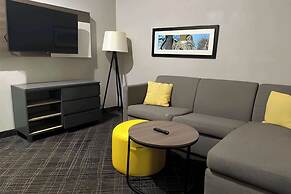 Comfort Inn & Suites Calhoun South