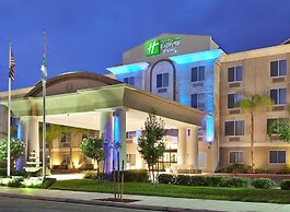 Holiday Inn Express Hotel & Suites River Park by IHG