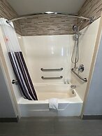 La Quinta Inn & Suites by Wyndham Covington