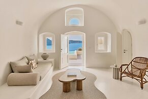 Mystique, a Luxury Collection Hotel, Santorini