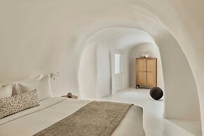 Mystique, a Luxury Collection Hotel, Santorini