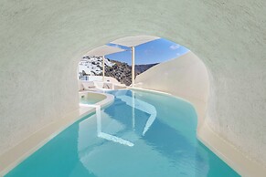 Mystique, a Luxury Collection Hotel, Santorini