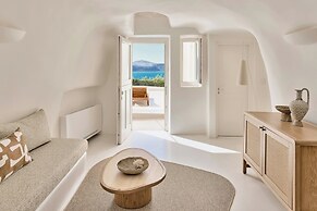 Mystique, a Luxury Collection Hotel, Santorini