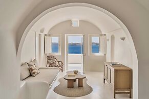 Mystique, a Luxury Collection Hotel, Santorini