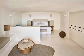 Mystique, a Luxury Collection Hotel, Santorini