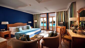 Reef Oasis Beach Aqua Park Resort