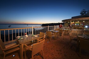 Reef Oasis Beach Aqua Park Resort