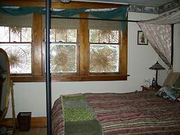 Cobblestone Bed and Breakfast